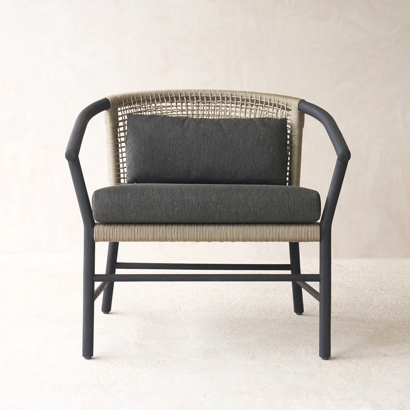 a Icon Outdoor Lounge Chair | Charcoal - Gambar 1